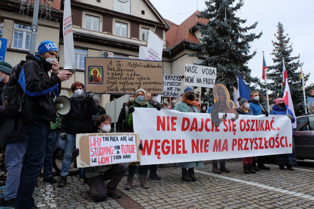 Demonstration gegen die Erweiterung des Tagebaus Turów bei Zittau & Bogatynia, Polen.
